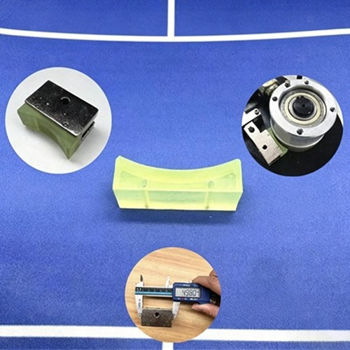 Tennisbesaitungsmaschine
